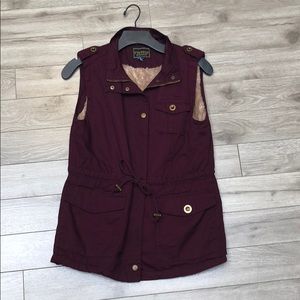 Vest Burgundy with faux fur lining NEw